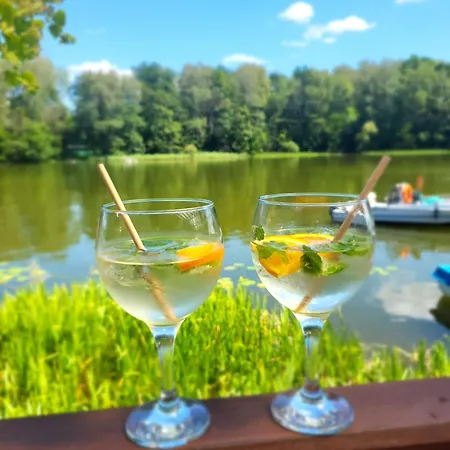 Lägenhet Sloneczne Wzgorze Nad Dadajem Komfort